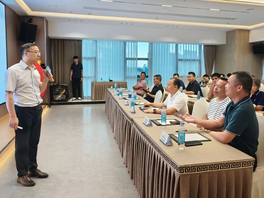 商会动态 | 商会举办劳动合同解除风险防范讲座，助力在莞桂籍商会会员企业合规经营