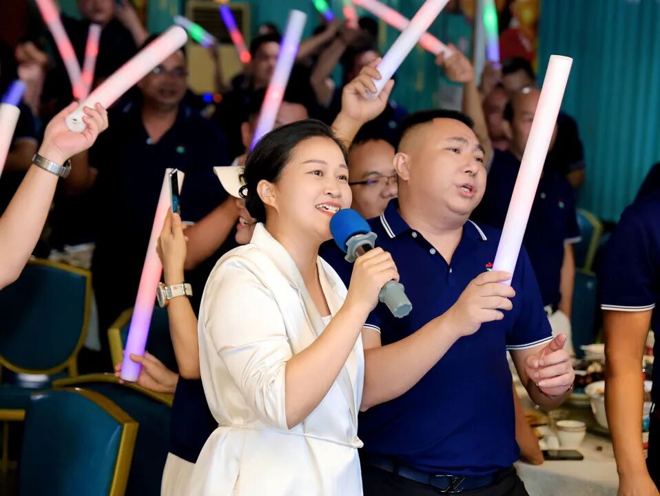 商会动态 | “桂商莞地话发展·中秋国庆叙乡情”——中秋国庆主题团建暨联谊晚宴圆满举行