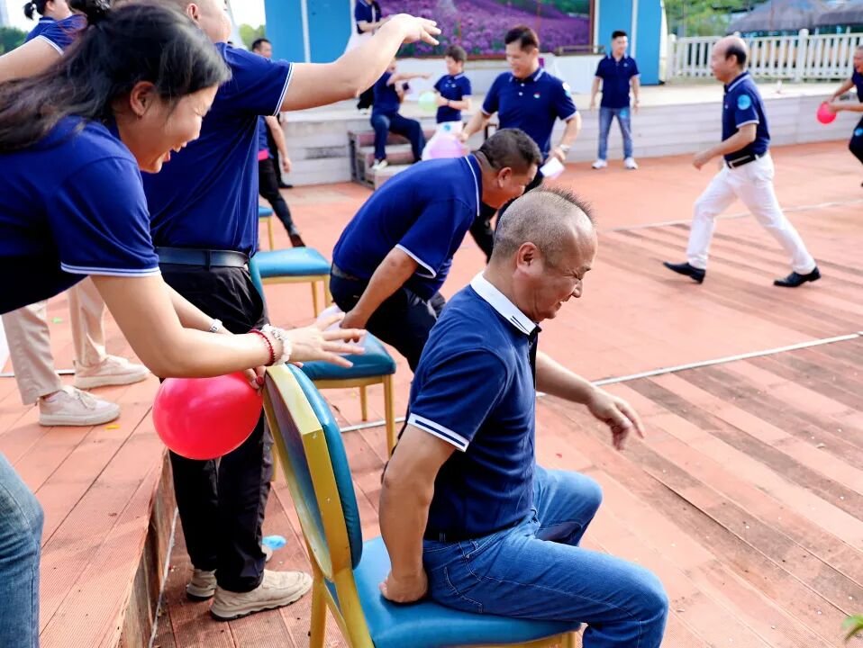 商会动态 | “桂商莞地话发展·中秋国庆叙乡情”——中秋国庆主题团建暨联谊晚宴圆满举行