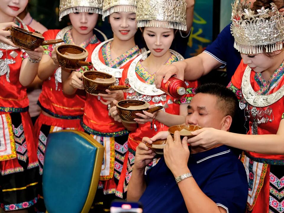 商会动态 | “桂商莞地话发展·中秋国庆叙乡情”——中秋国庆主题团建暨联谊晚宴圆满举行