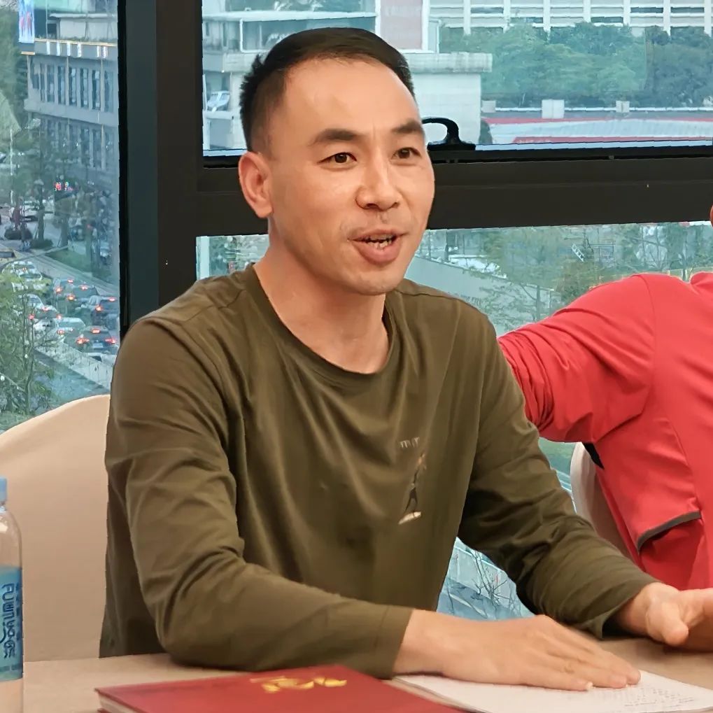 高球队动态 | 桂情聚力 交流共赢——东莞桂商高球队与新贵派（广西）俱乐部企业家走访交流座谈