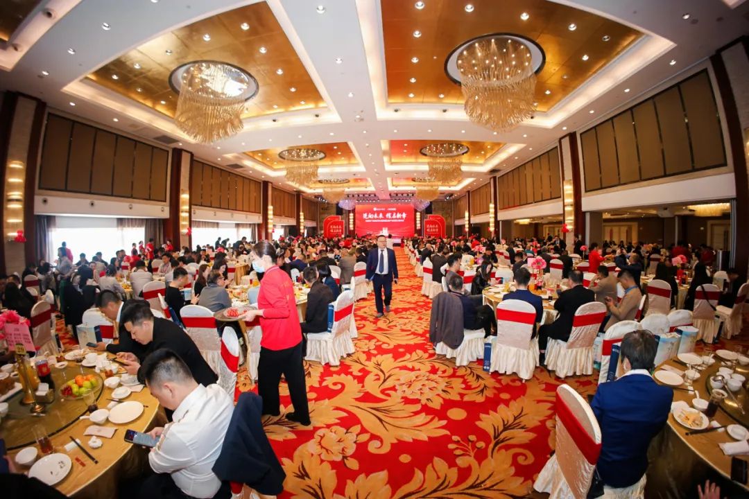 迈向未来 信启新章——东莞市广西商会乔迁盛典暨信发产业集团15周年庆圆满举行