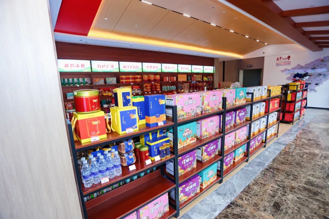 迈向未来 信启新章——东莞市广西商会乔迁盛典暨信发产业集团15周年庆圆满举行