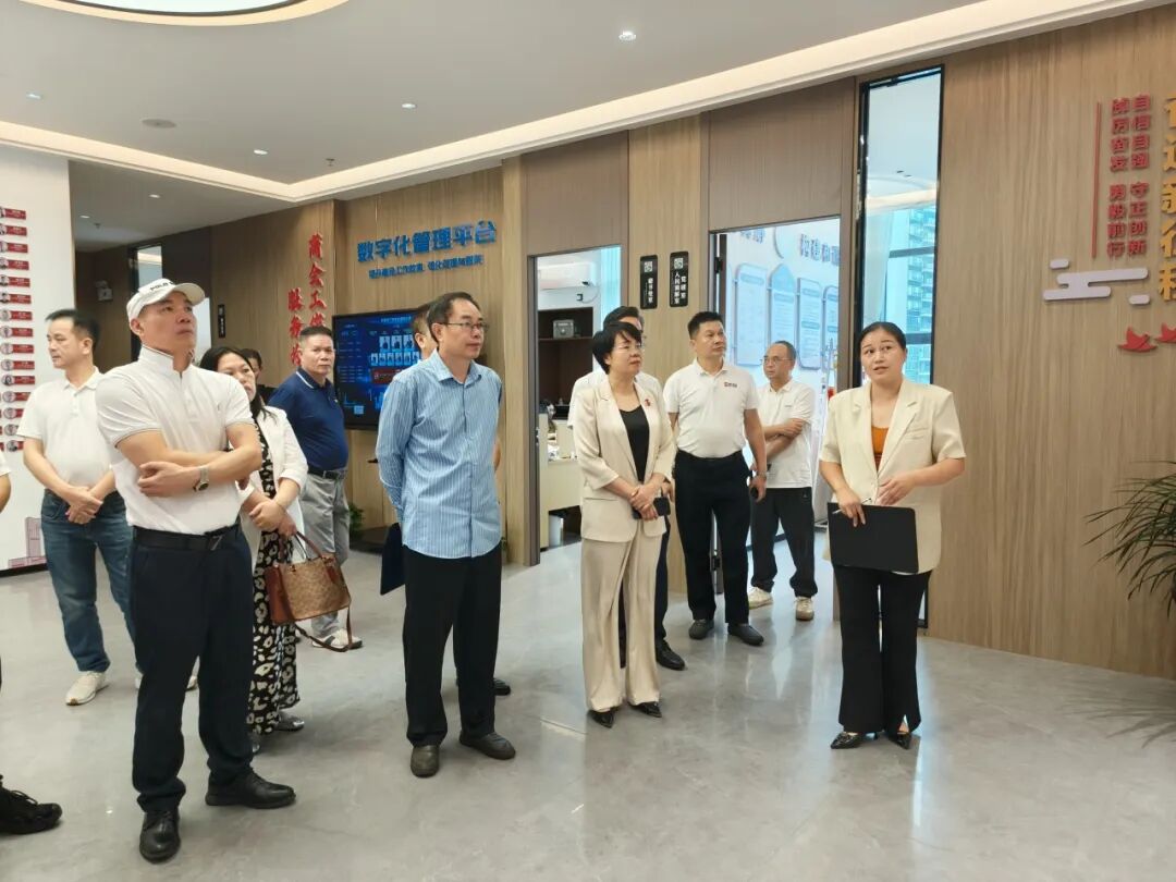 商会动态 | “迎中秋·庆国庆”东莞贺商座谈会暨贺州市民营企业家“双周早餐会”在我商会举行