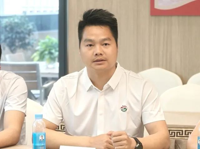 商会动态 | 政企联动如何激发湾区新动能？东莞市工商联副主席黄志良一行莅临商会召开座谈会