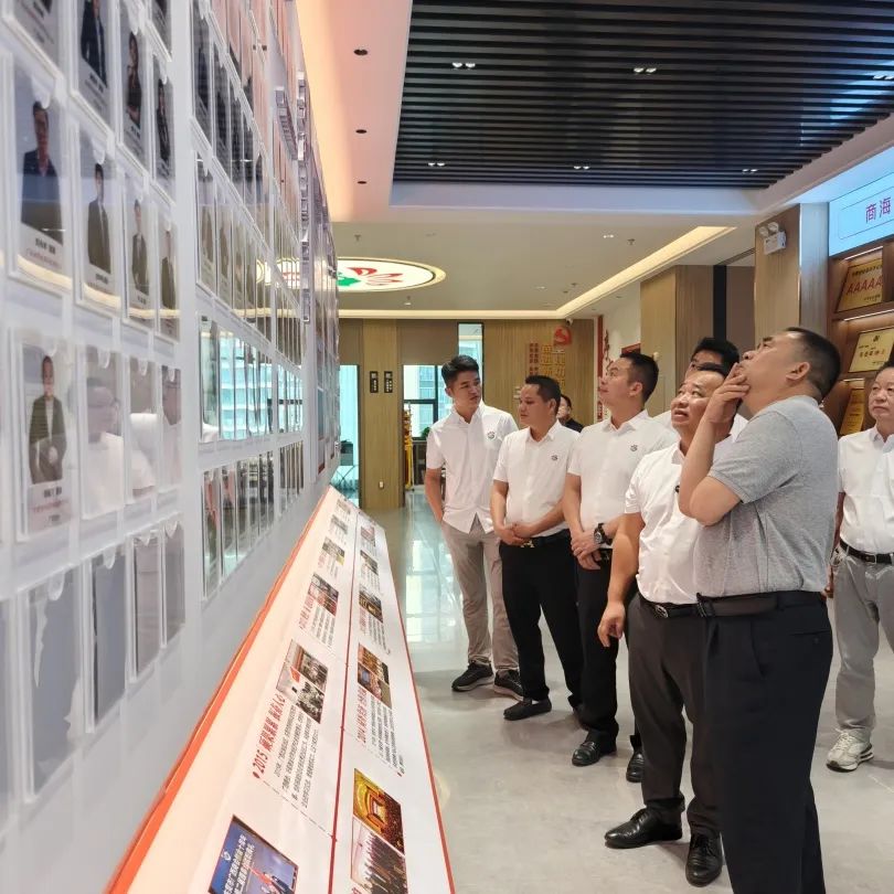 商会动态 | 政企联动如何激发湾区新动能？东莞市工商联副主席黄志良一行莅临商会召开座谈会