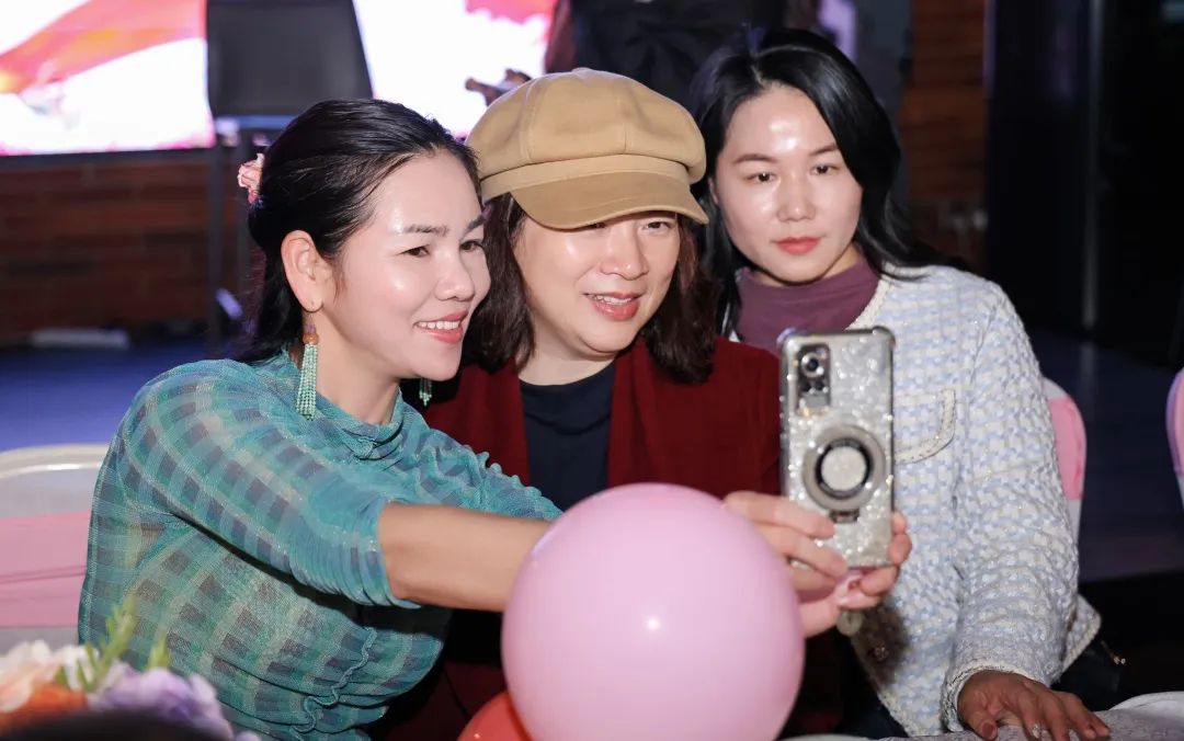 女企委动态 | 春日雅集·芳华绽放——“三·八”国际劳动妇女节联谊活动