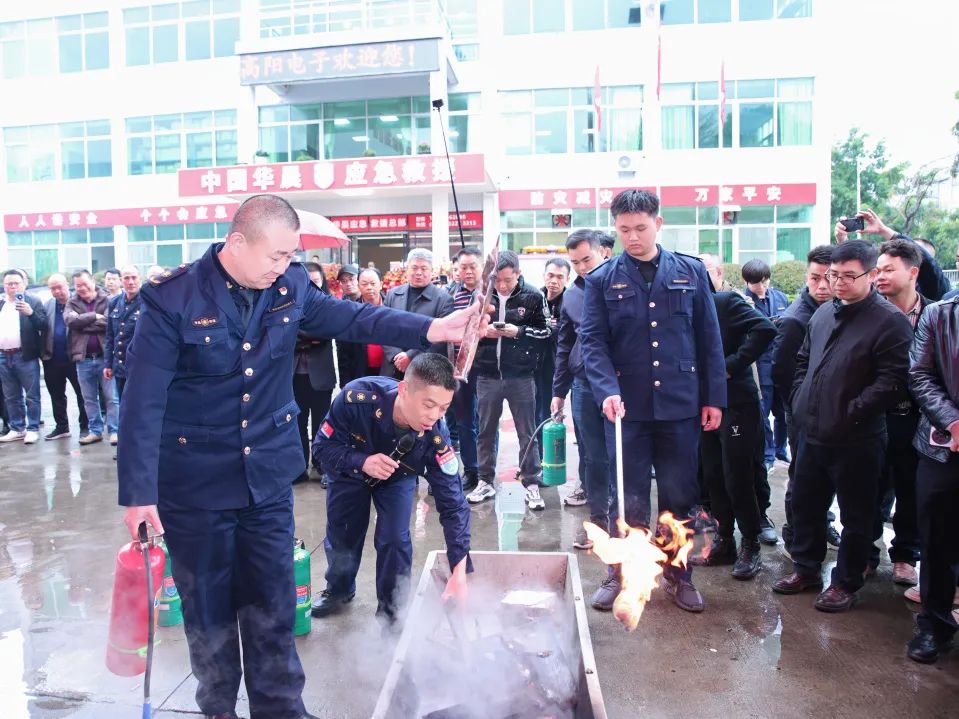 商会动态 | 东莞市城区华晨应急救援有限公司开业庆典暨中国华晨应急救援新能源水性燃料推介会活动圆满举行