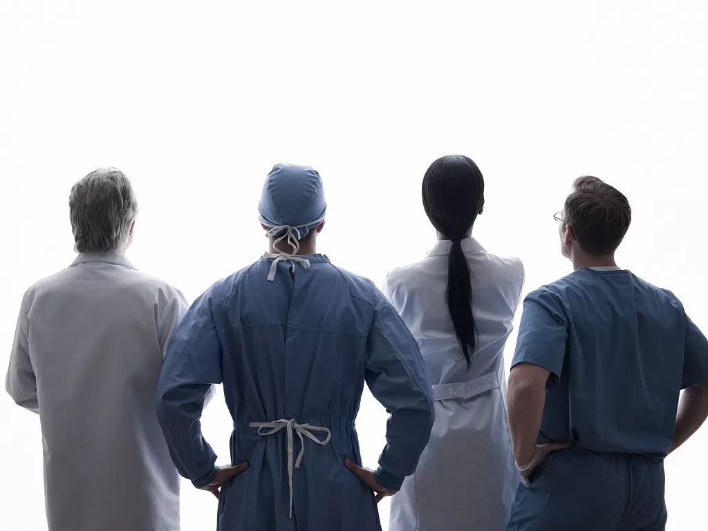 人民日报:给医生一个冒险的理由,医疗最难的永远不是技术!-微信头条网 人民日报:给医生一个冒险的理由,医疗最难的永远不是技术!