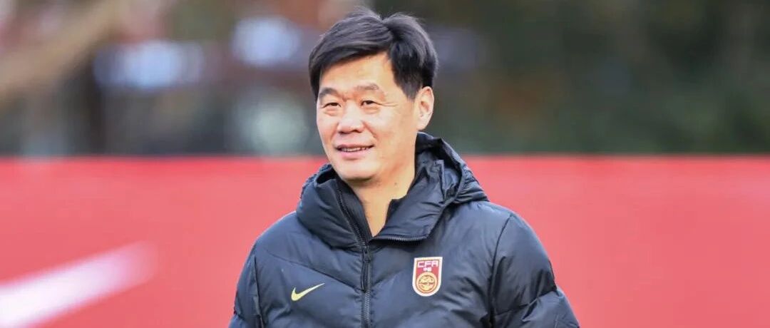 场上不瞎踢，比赛不丢人，李霄鹏和他的国足能做到吗丨颜强专栏