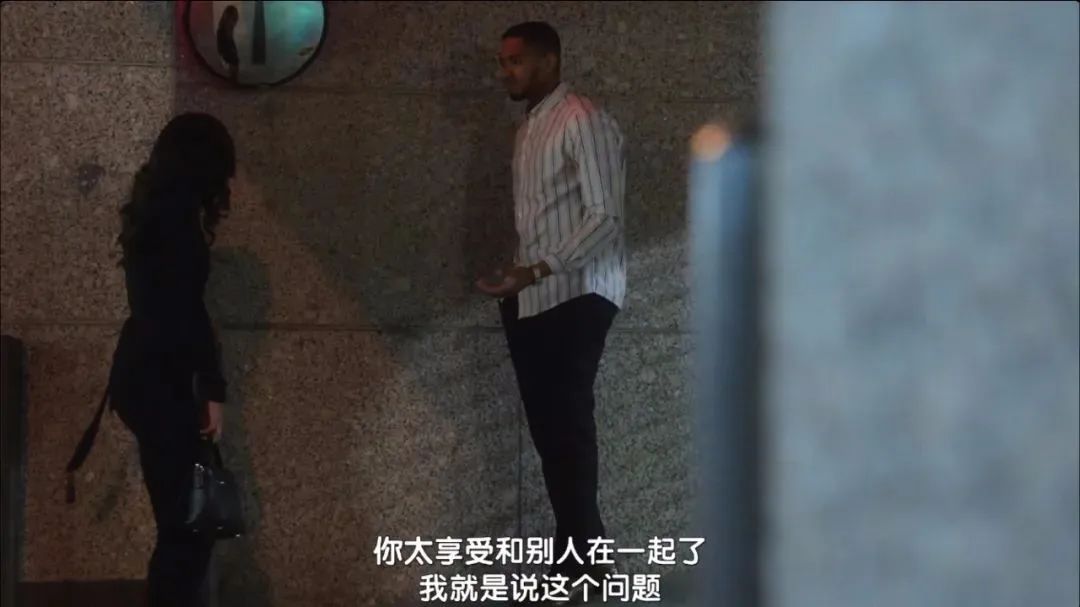 情侣互玩“换偶游戏”，床上试爱？大尺度内容曝光，网友：毁三观！