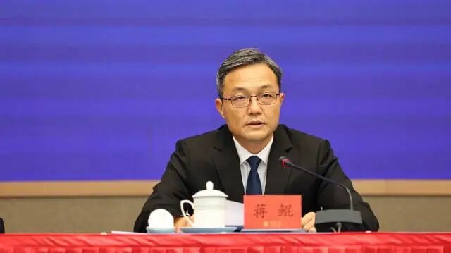 梅州市委常委、副市长蒋鲲