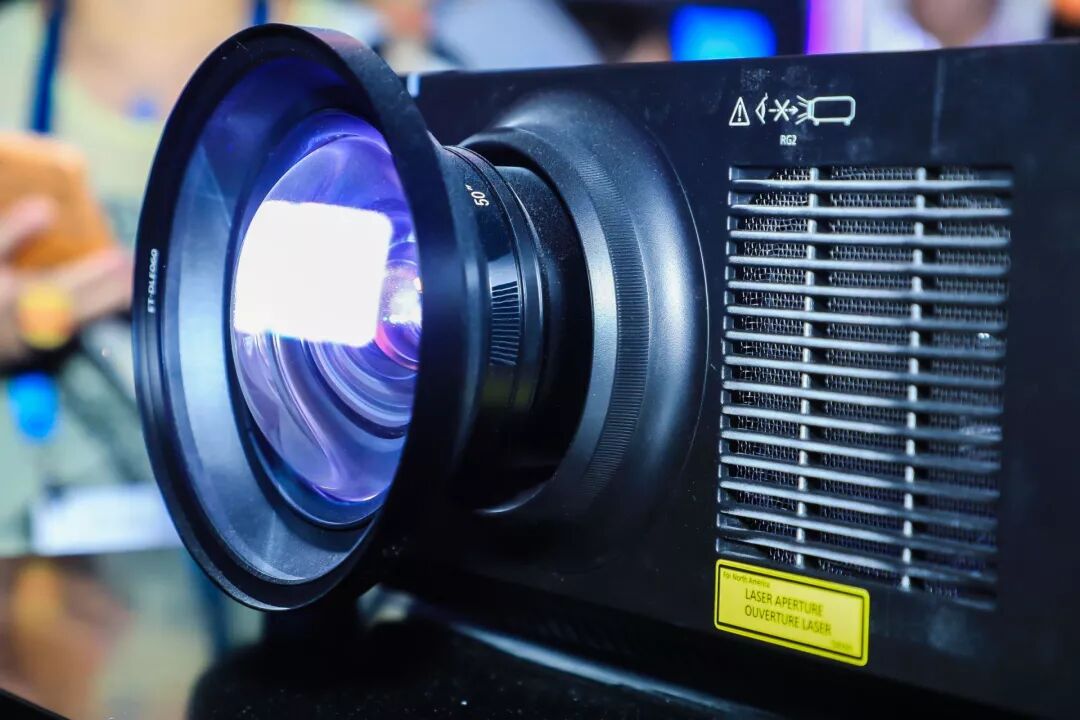 激光偏振立体投影系统