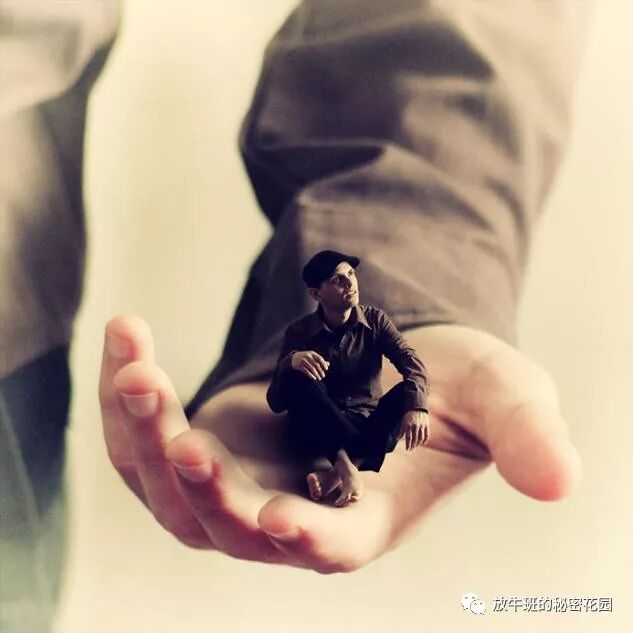 《数字化时代的生活体验：一组超现实主义概念摄影作品（二）》