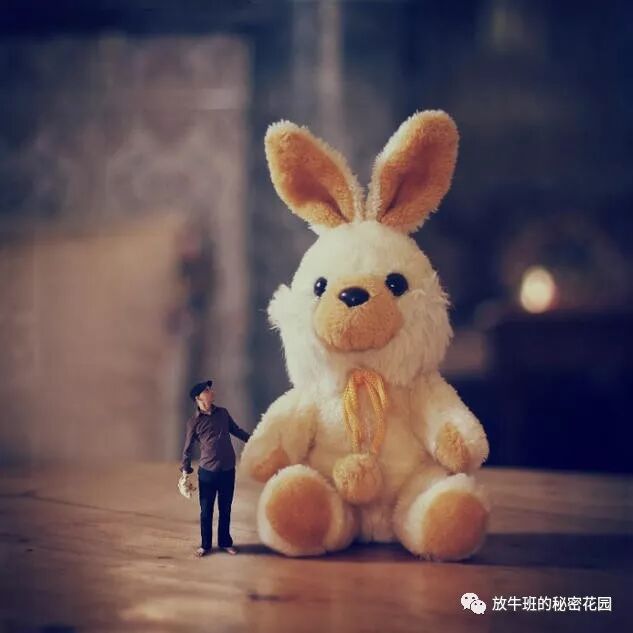 《数字化时代的生活体验：一组超现实主义概念摄影作品（二）》