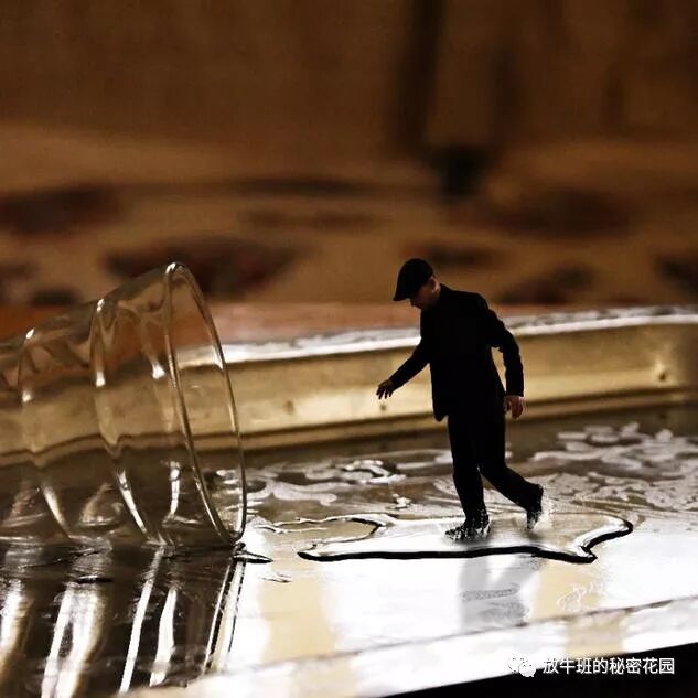 《数字化时代的生活体验：一组超现实主义概念摄影作品（二）》