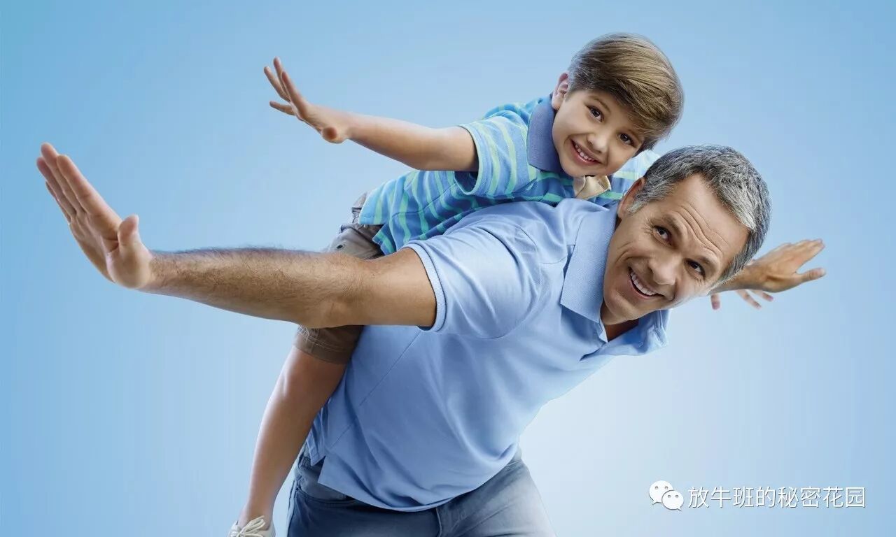 《心理学显示：爱让孩子的大脑长得更大》