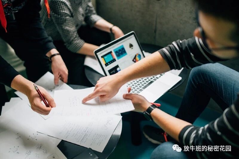 《向高效能人士学习创建个人专属效能系统》