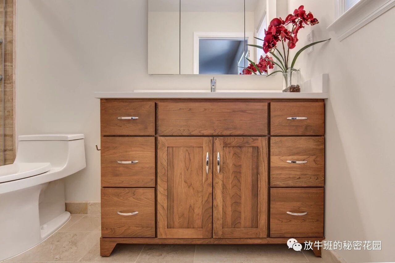 《如何找到Airbnb民宿房间里隐藏的摄像头》