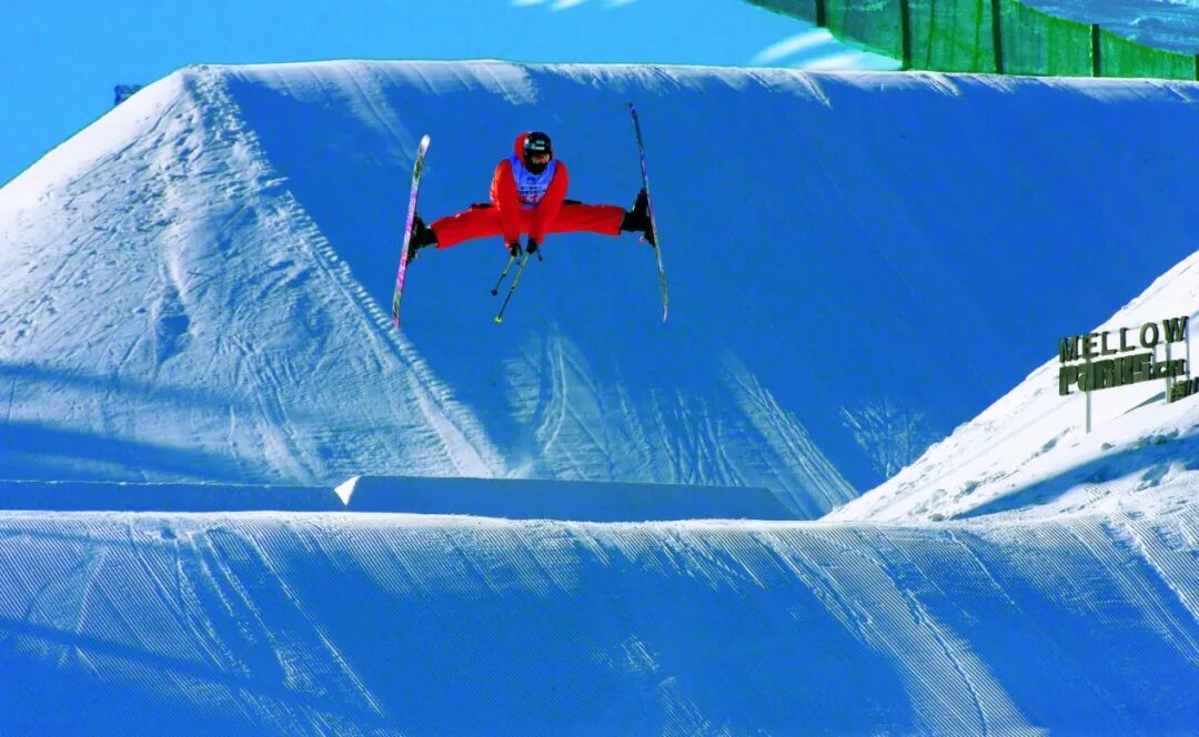 线上展览百名摄影师聚焦冰雪奥运图片巡展