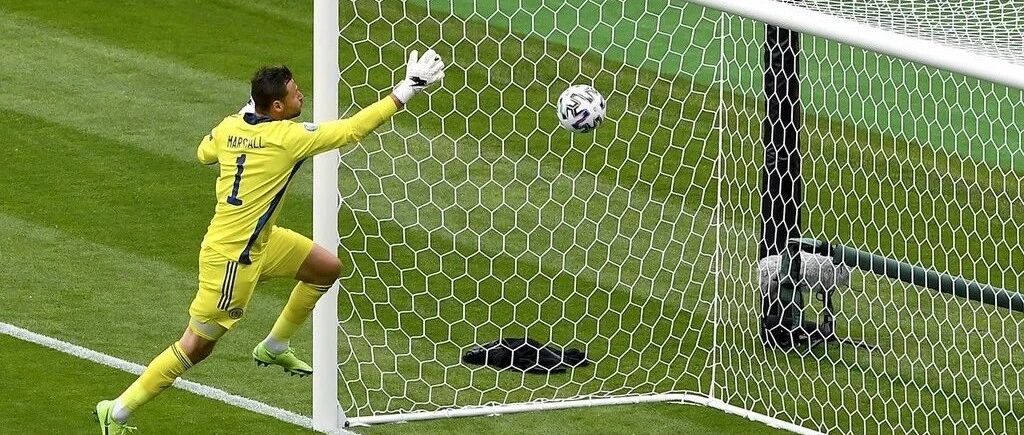 超级吊射震撼全场！欧洲杯最佳进球&最惨背景板提前出炉？！