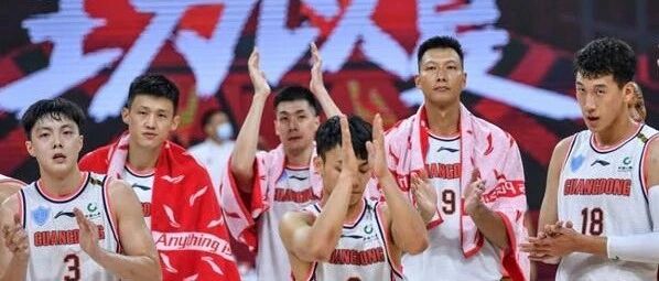 季后赛对阵出炉，广东队将对阵青岛和山东的胜者……