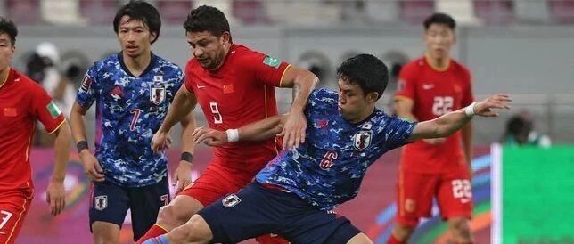 归化球员能力与拼劲双具备，国足往后还是得多用啊！