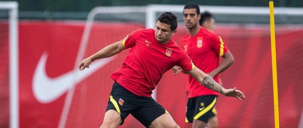 局势不明朗，国足三连胜最保险！