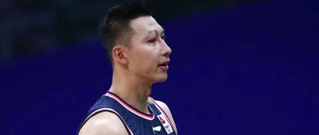 阿联眼睛被打肿成这样，都没犯规吗？