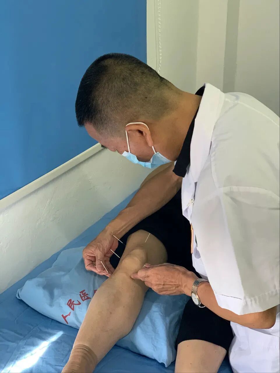 康复理疗设备怎么生产【我为群众办实事】患者福音！我院康复理疗科引进新技术新设备！_https://www.jmylbn.com_新闻资讯_第14张