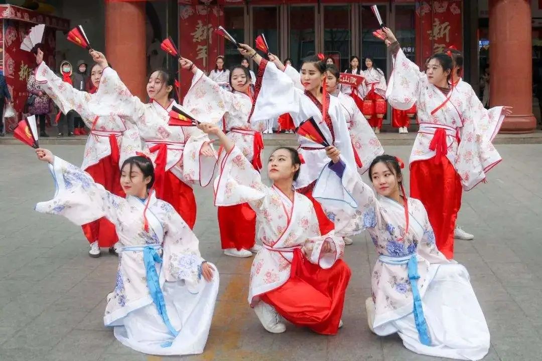 乘風破浪水上飛人！還有國寶大貓熊！今年國慶，蘇州人的吃喝玩樂將被這裡承包 旅遊 第12張