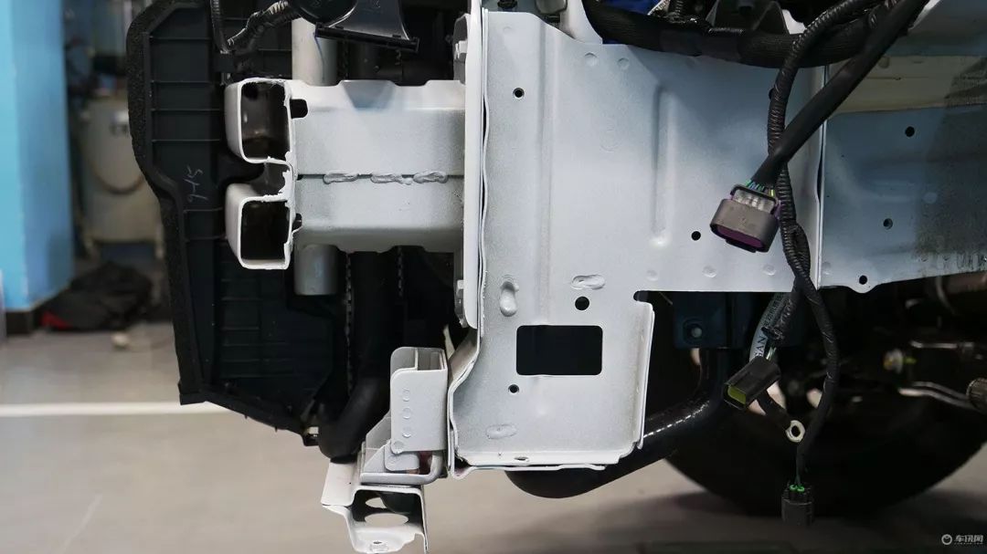 拆解新款長安CS75 看車身結構是否過硬 底盤構造是否紮實 汽車 第9張