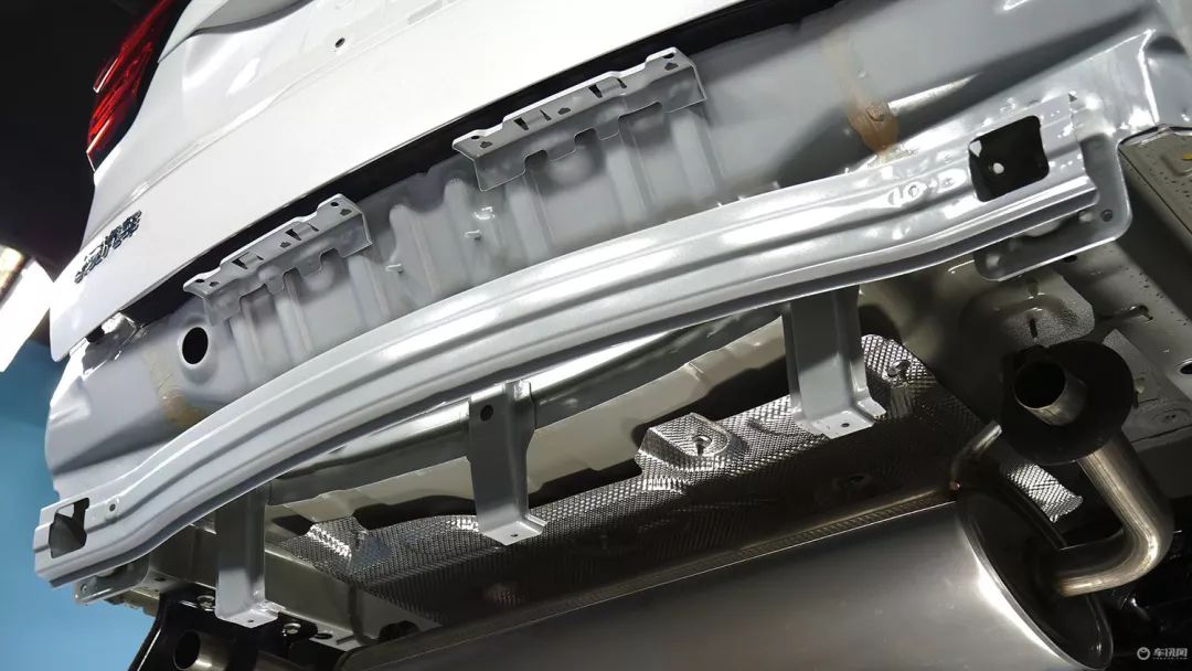 拆解新款長安CS75 看車身結構是否過硬 底盤構造是否紮實 汽車 第13張