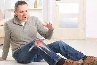 滑膜炎有积水？一把花椒这样用，不到二周，积水消了，膝盖不疼了