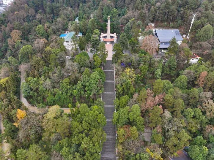 英魂永耀山河间——致敬复兴征程上以身许国的中国共产党人(图5)