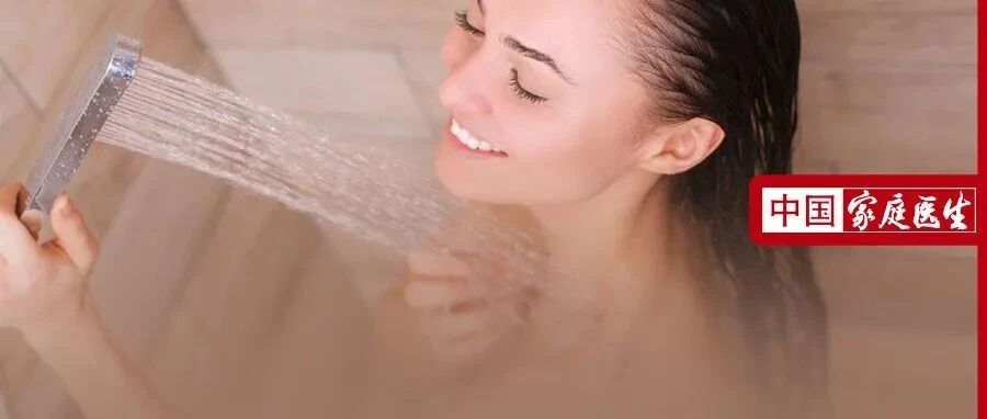 男女洗澡时，千万别干这事，特伤私处！乱来要吃大亏