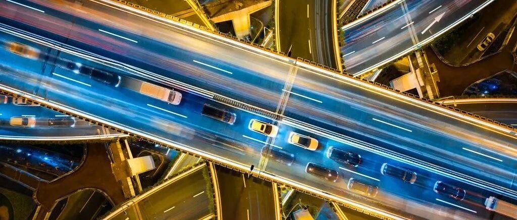 一部汽车数亿行代码！软件是如何吞噬汽车的？