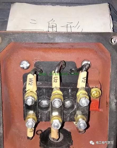 电动机三角形与星形的区别和接线方法图解的图1