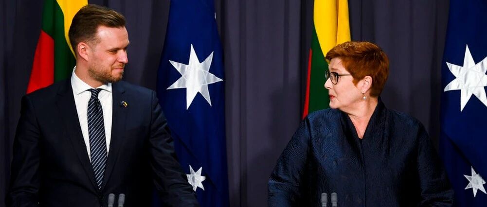 立陶宛被英国利用后，又被澳大利亚当成道具，沦为澳方对华示好的背景