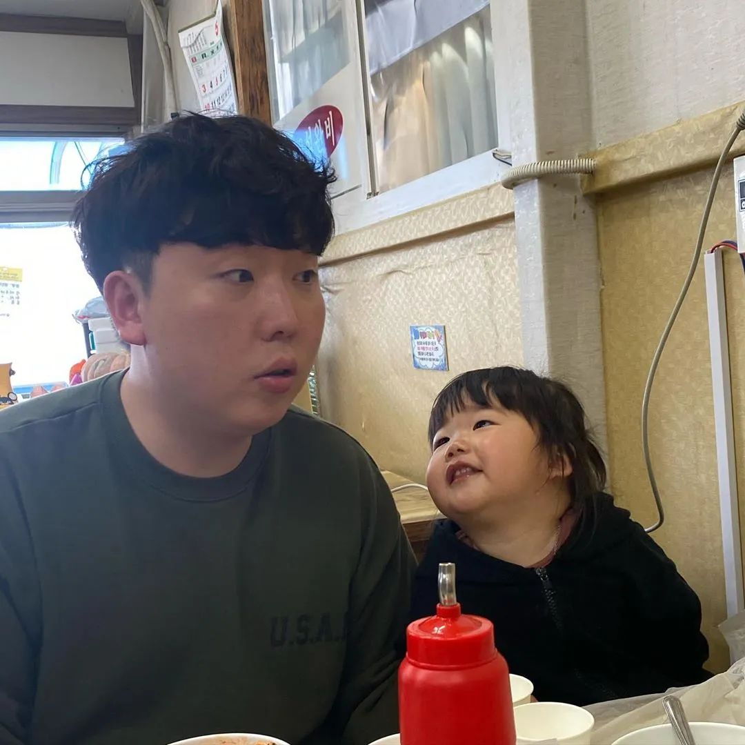 3岁小姑娘活成38岁大叔，我竟然在她身上看见我爸的影子（组图） - 54