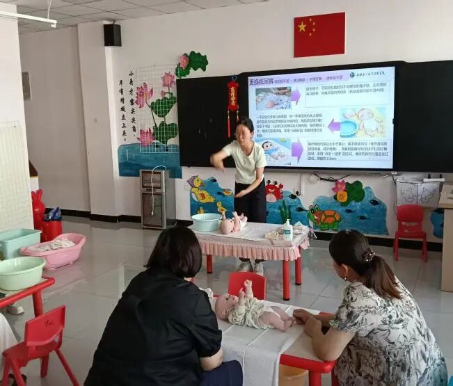 4.教师授课现场照片（2）.jpg