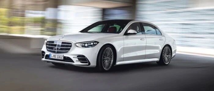 全新奔驰 S 级：做了一辈子黑科技，却说我不如新势力？