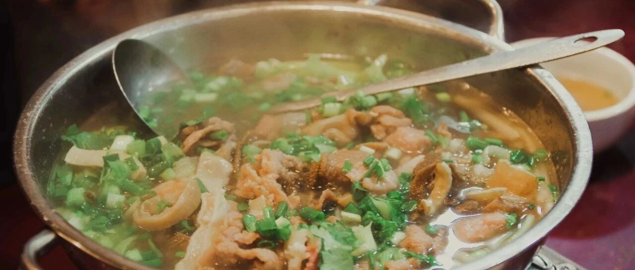 中国第一辆旅游高铁火了！贯穿400多个景区，一路吃到爽！