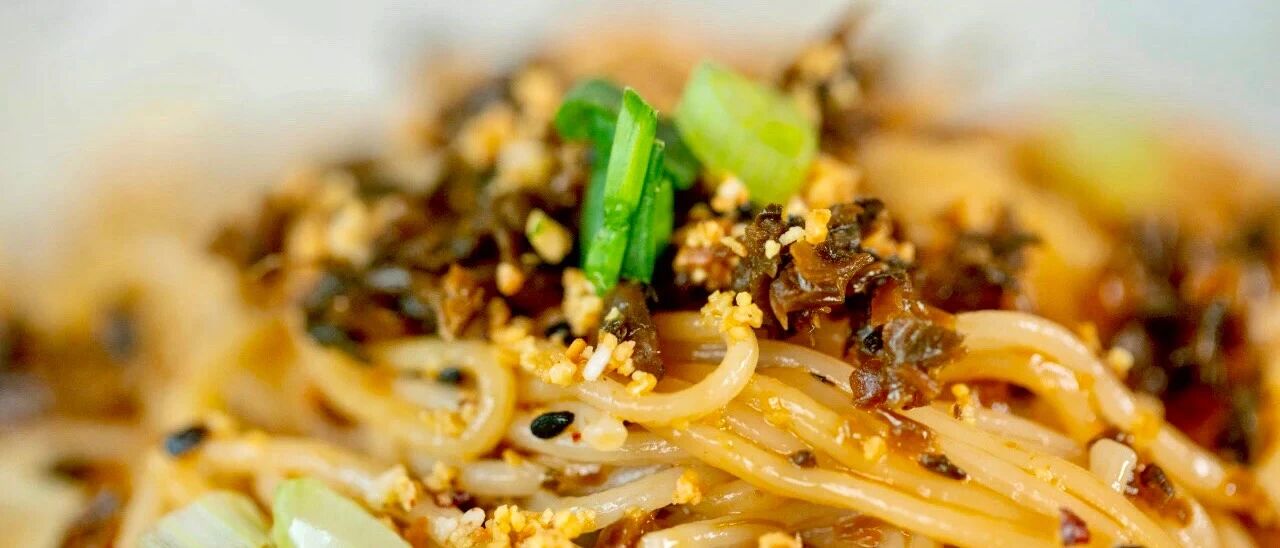 这经典配方果然厉害！拌一拌就搞定，鲜香麻辣直咽口水！