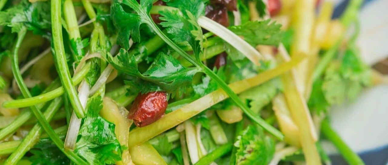 这个厉害了，清脆辣爽还能瘦，一切一拌，上桌只要3分钟！