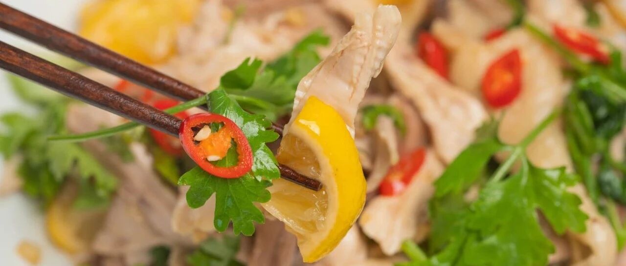 8月天不试试这个可太亏了！10分钟搞定一道菜，随手一拌香喷喷！