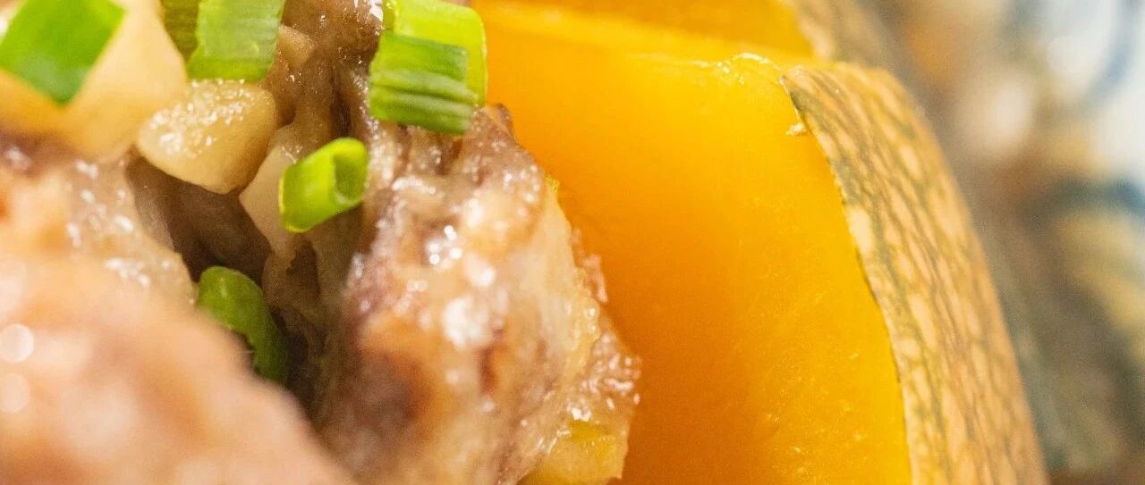 8月就该多吃它！随手一蒸又润又香，老人小孩都抢着吃！