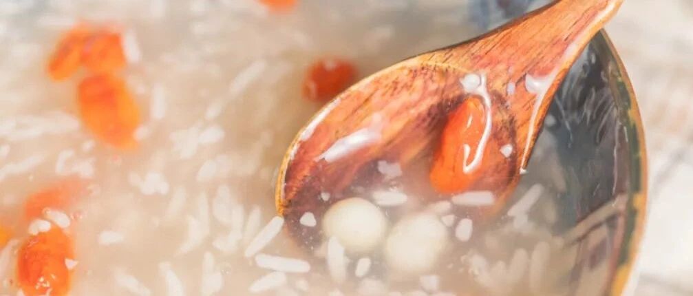 秋季大师级养生菜谱，好喝又养颜，喝完小脸润噗噗！