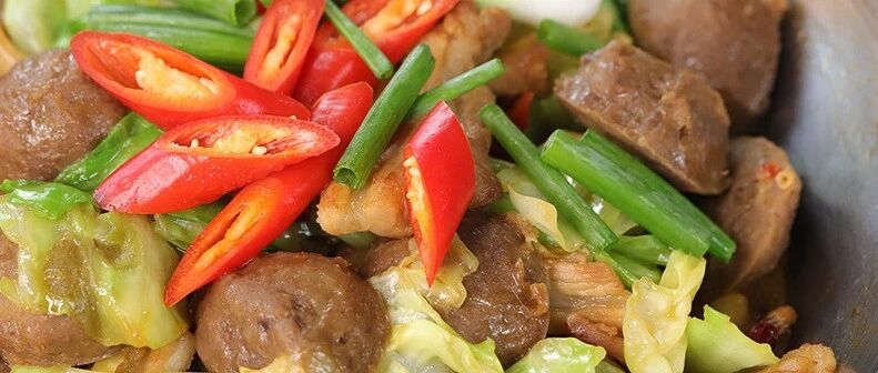 5分钟上桌一锅管饱，这年夜饭上的硬菜们，好吃到直嗦筷子！