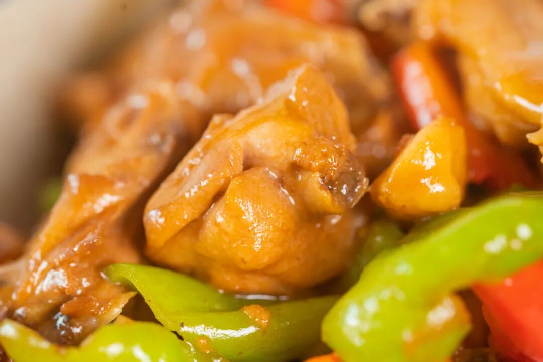 馋疯了 外面山路十八弯才能吃上一口的这道菜 教你在家轻松做 柠檬资讯